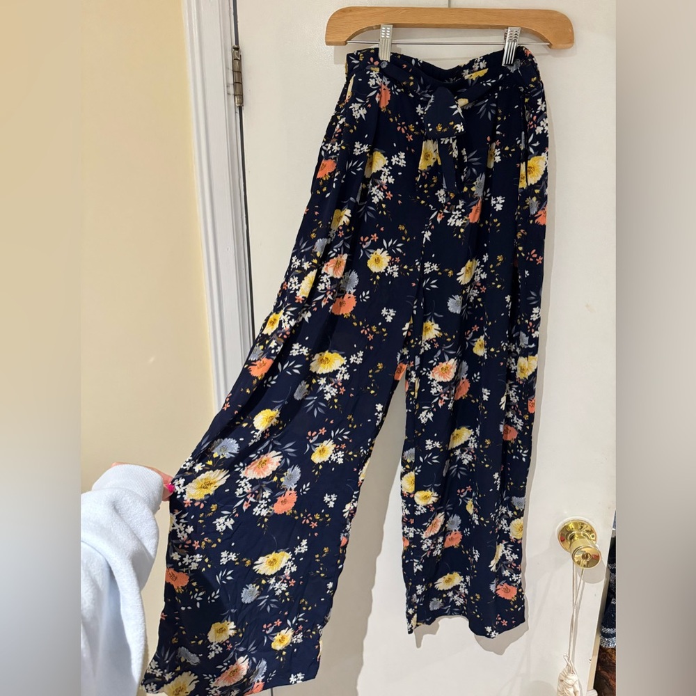 Floral Wide-Leg Pants